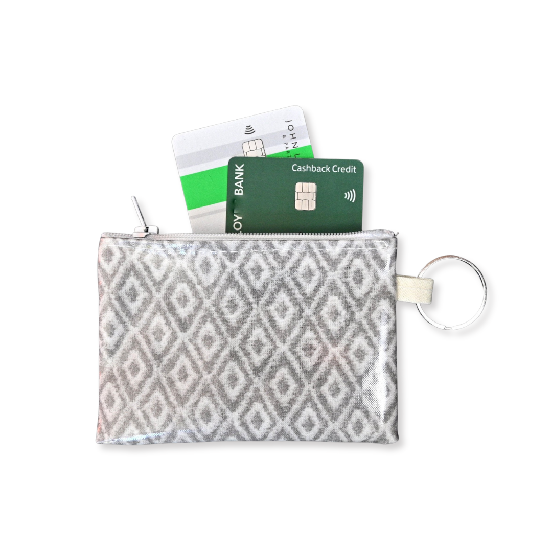 diamonds design purse with cards spilling out