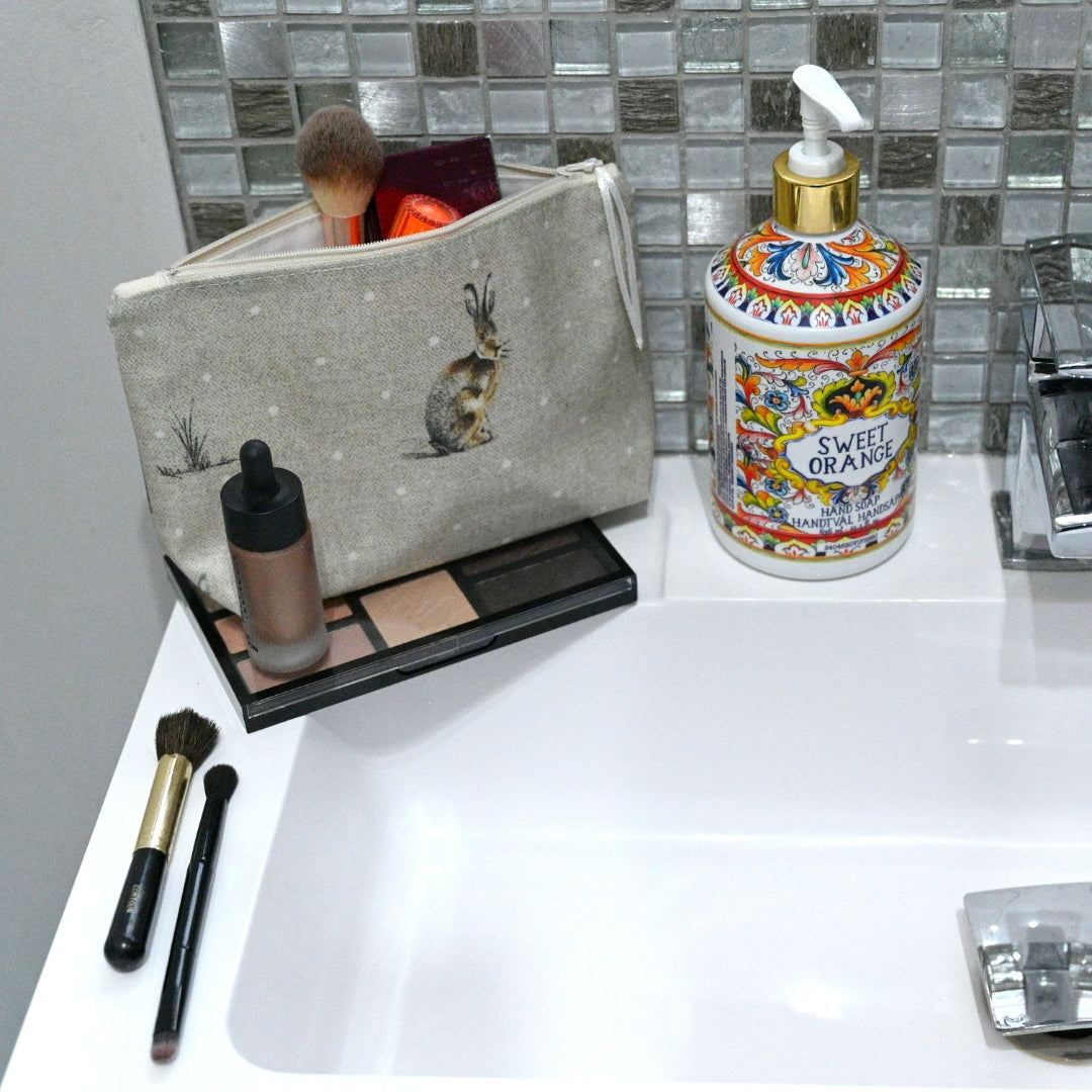 Cosmetic & Wash Bags - Hares
