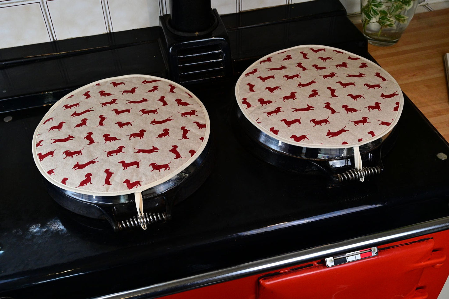 Aga Tops, Range Covers, Chef Pads, Hob Covers, Red Dachshunds