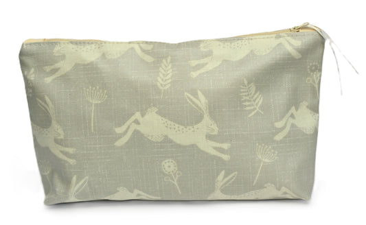 Washbag, Jumping Hare