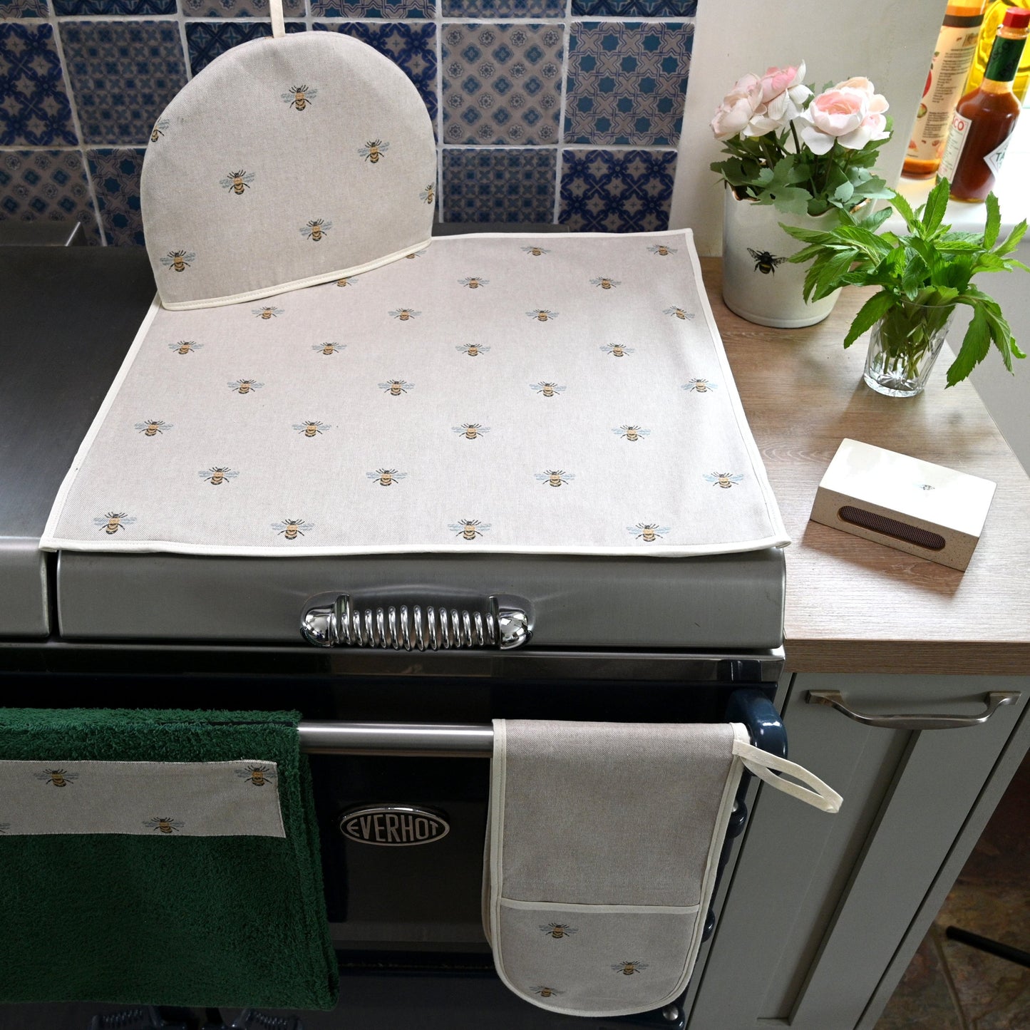 Magnetic Everhot Top, Bees