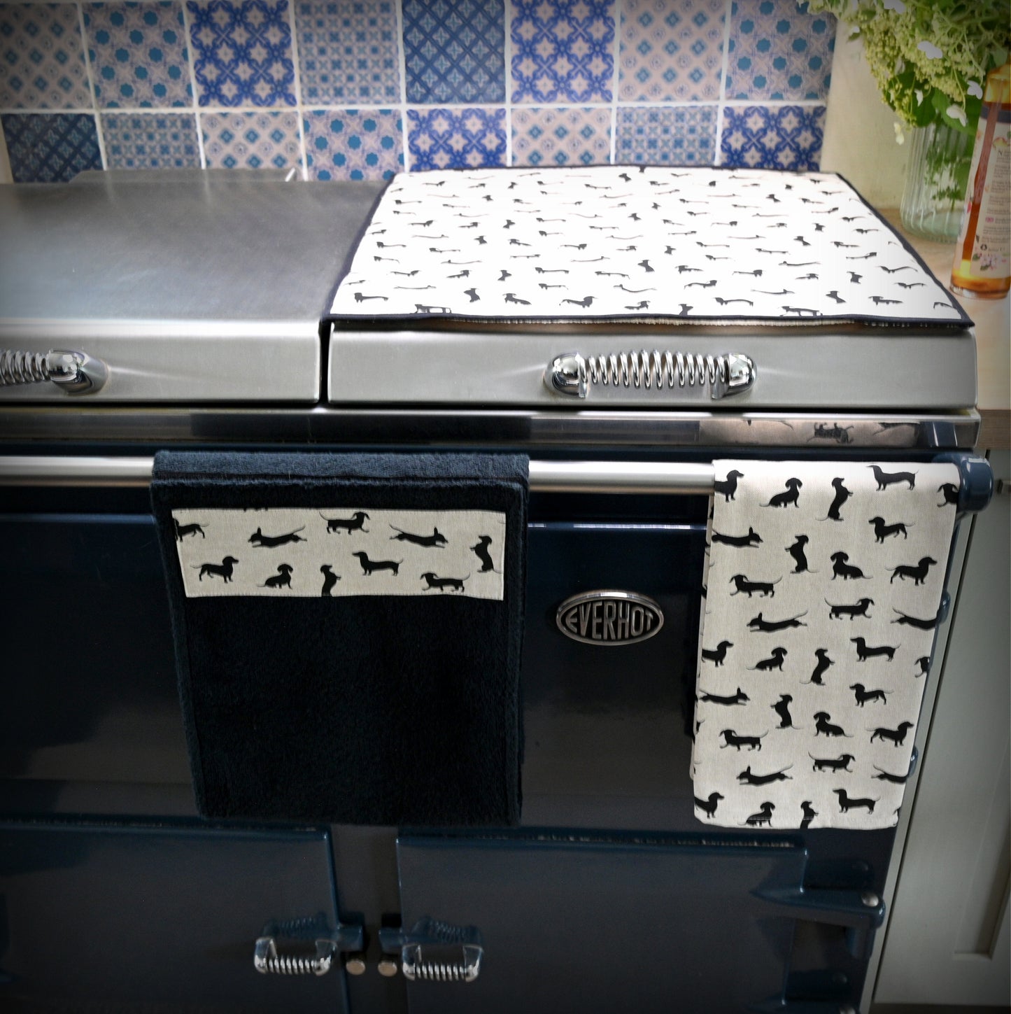 Magnetic Everhot Top, Black Dachshund