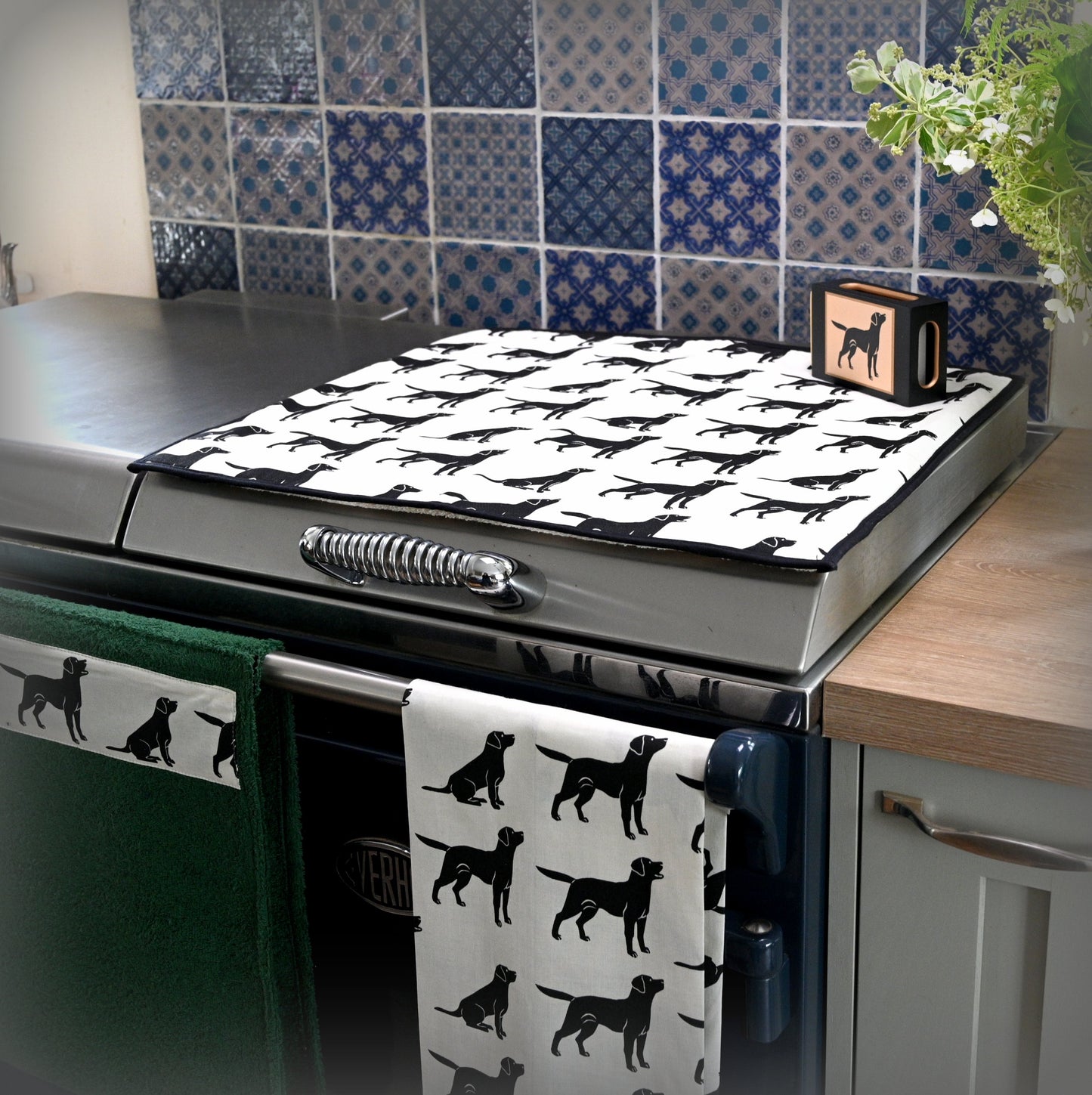 Magnetic Everhot Top, Black Labrador