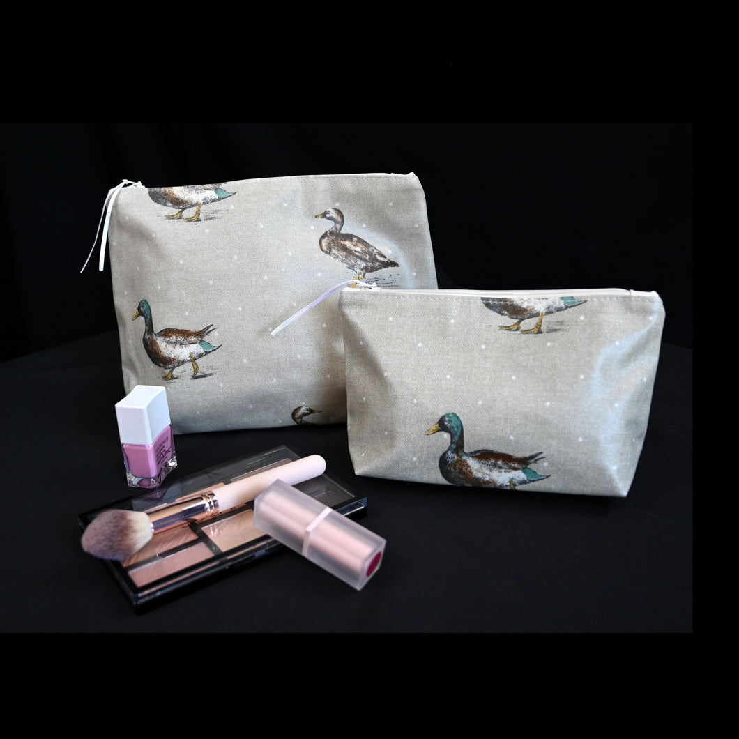 Washbag, Mallard