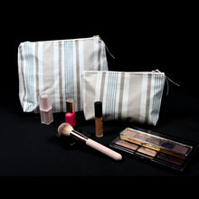 Load image into Gallery viewer, Washbag, Stripes
