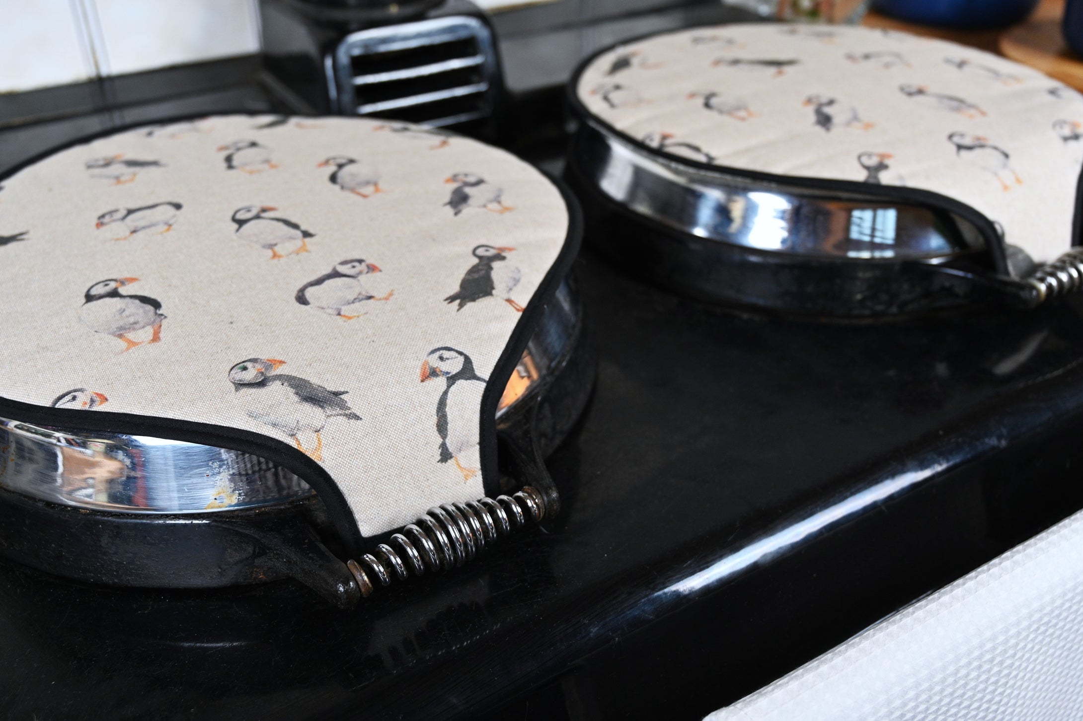 Magnetic Aga Tops, Range Covers, Chef Pads, Hob Covers, Puffin pair