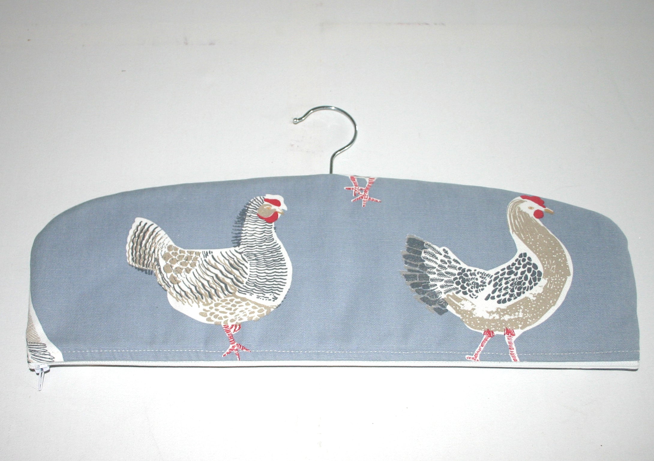 Safe Hanger, Chickens