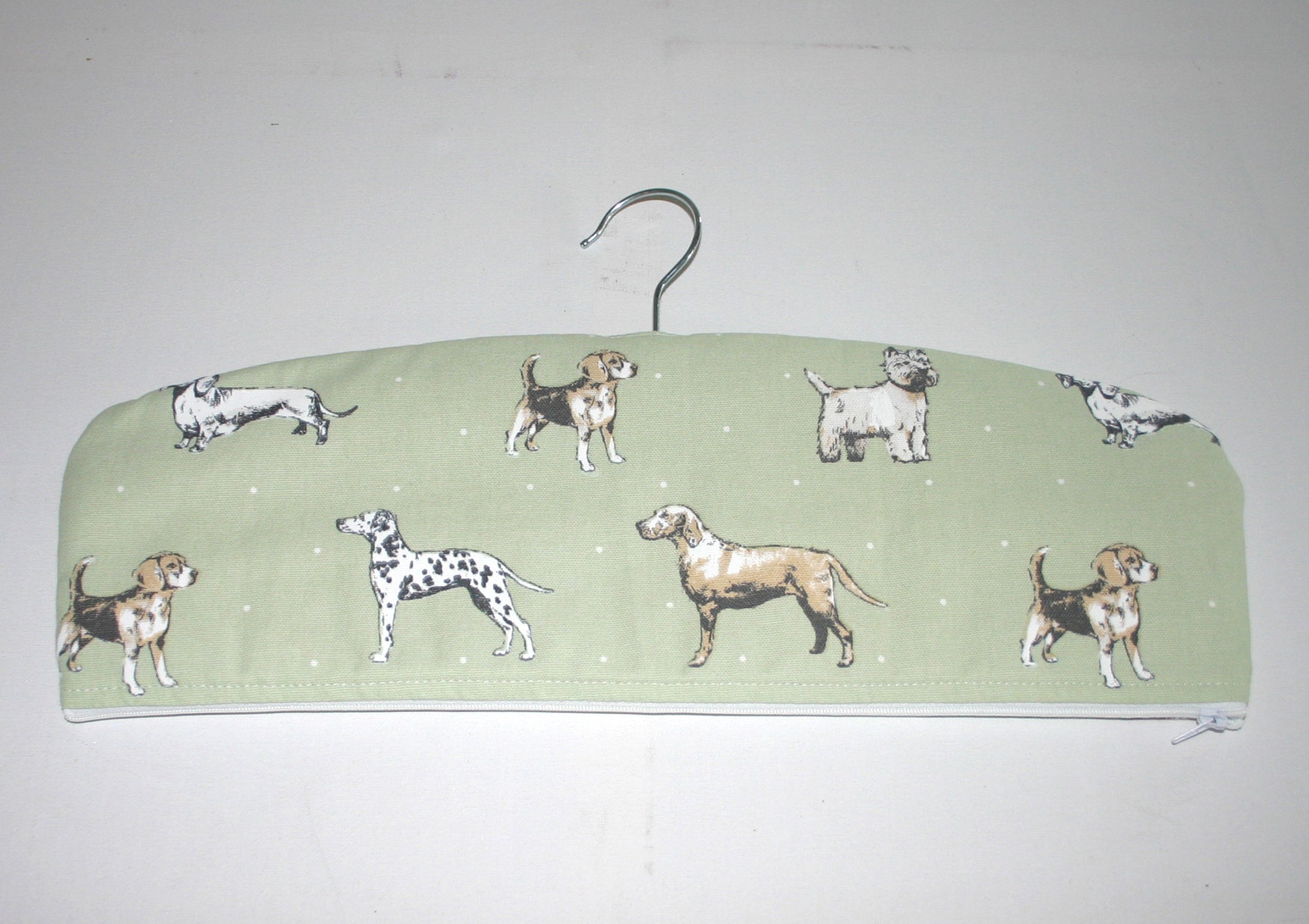 Safe Hanger, Dog on Green