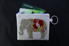 Load image into Gallery viewer, Purse, Spice Elephant
