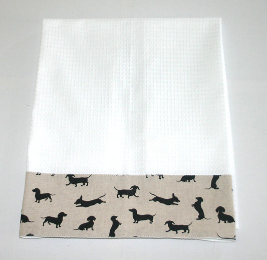 Waffle Tea Towel, Black Dachshund